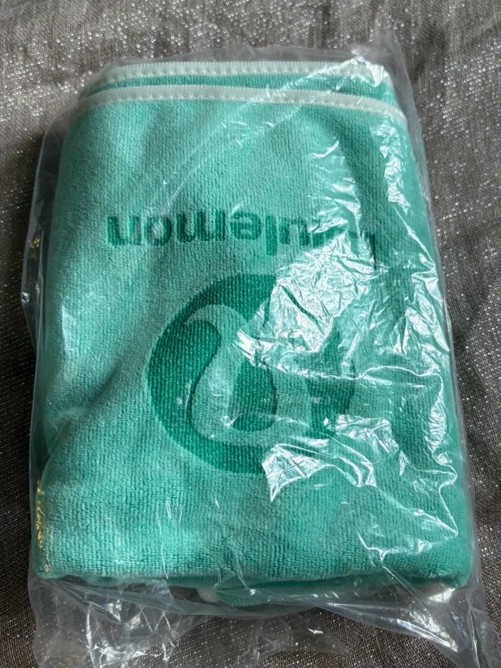 Lulu Teal hand towel